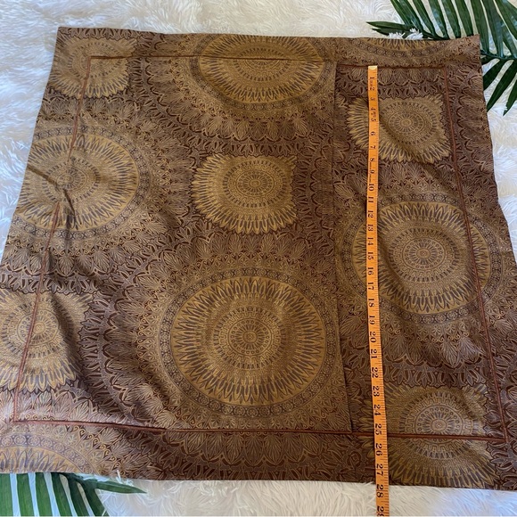 Peacock Alley Couture (2) Euro Shams and (1) Boudoir Sham Pillowcases - Picture 8 of 16